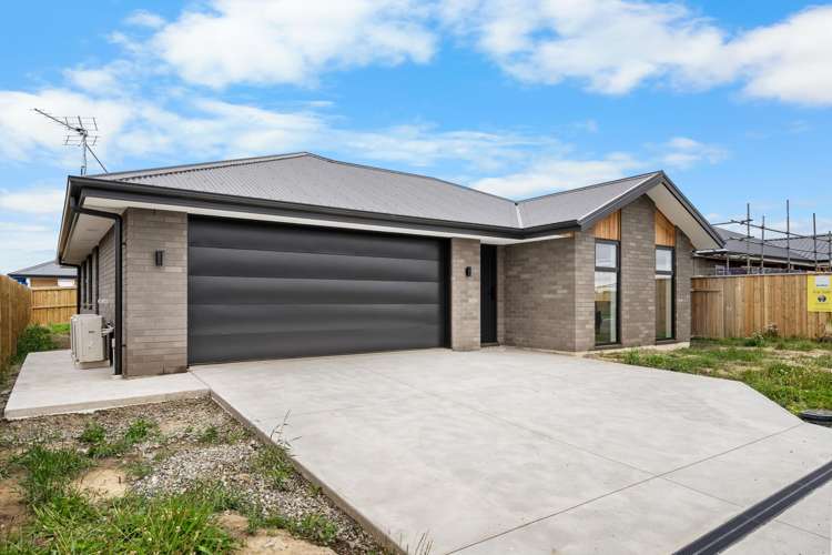 98 Scout Street Rolleston_18