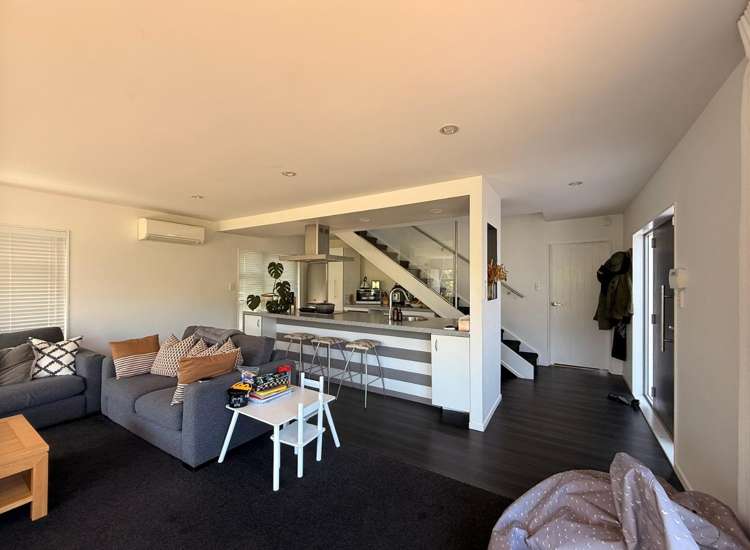 57A Aeroview Drive Beach Haven_2