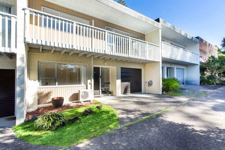 2/72 Cockayne Crescent_0