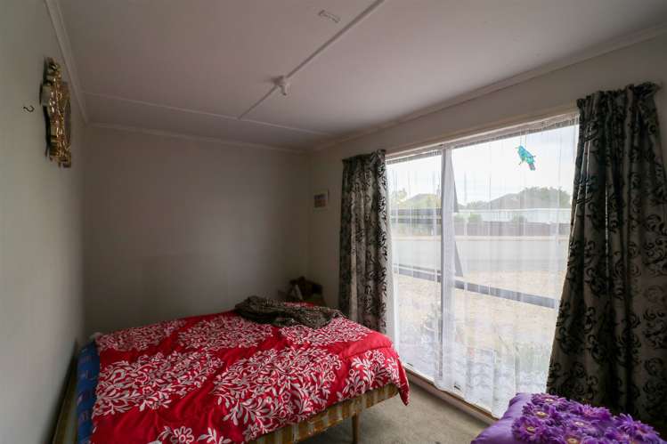 12 Christian Street Dannevirke_11