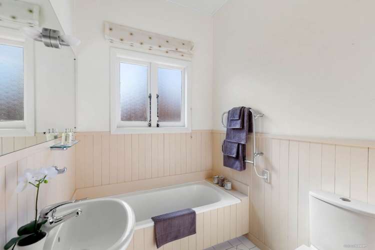 6 Erson Avenue Royal Oak_13