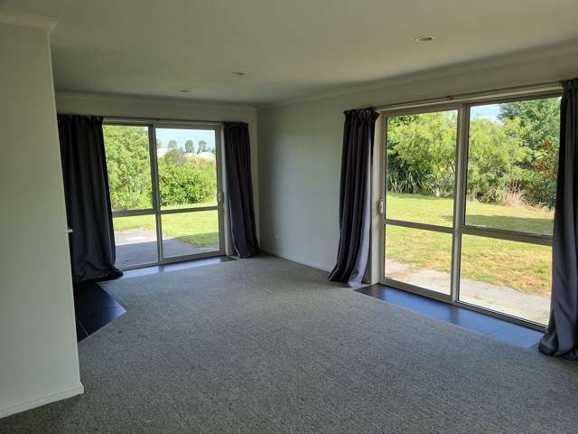 198 St James Drive Huntington_3