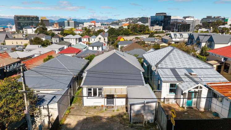 211 Grant Road Thorndon_14