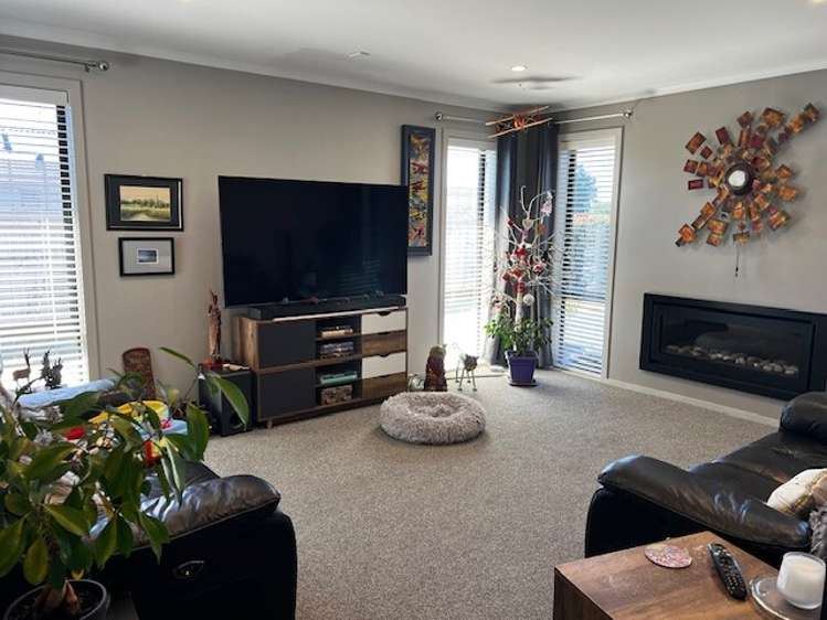2 Devon Lane Carterton_6