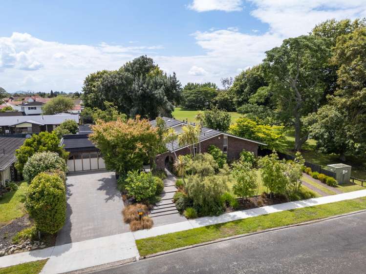 61 Chedworth Avenue Chartwell_27