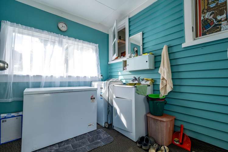 18 Grey Street East Mangonui_17