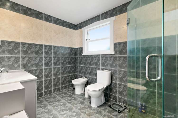 103 Onewa Road Northcote_13