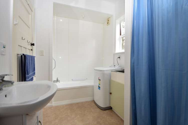 8 Wyndham Street Carterton_18