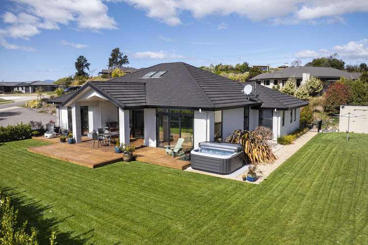 165 Ridgeview Road_0