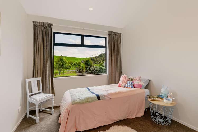 90 King Road Inglewood_24