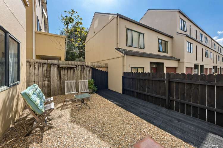 31/8 Margan Avenue New Lynn_14