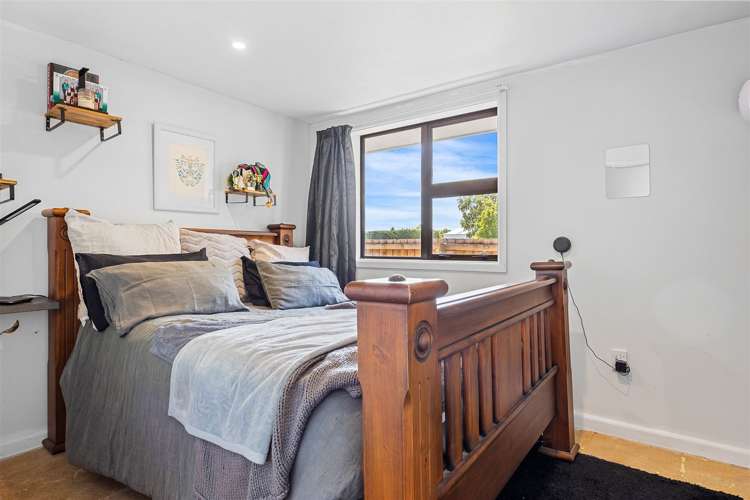 714 Harewood Road Harewood_11