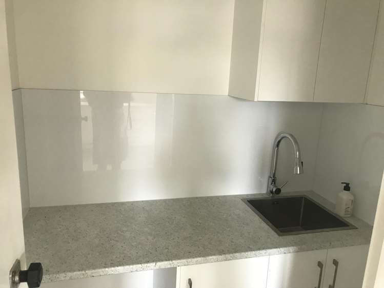 4 Olive Cr Papatoetoe_13