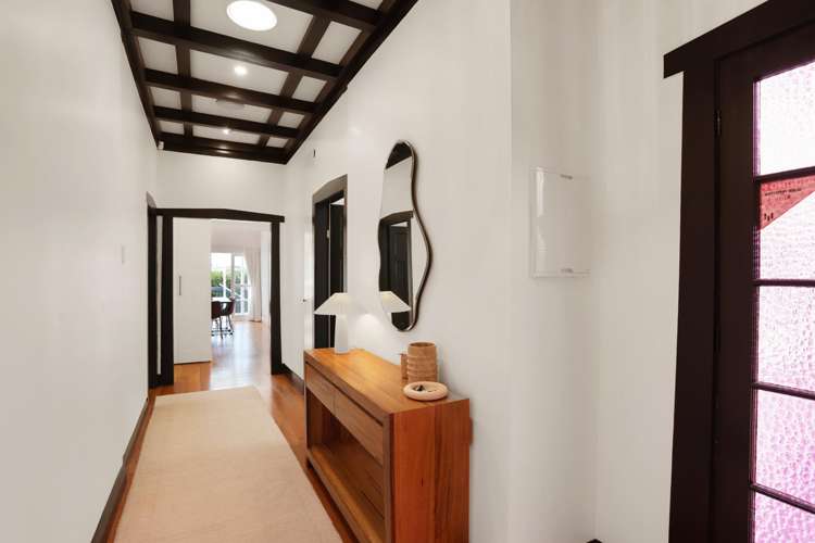 83 Golf Road New Lynn_17