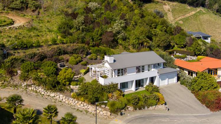 24 Hillplough Heights Richmond_31