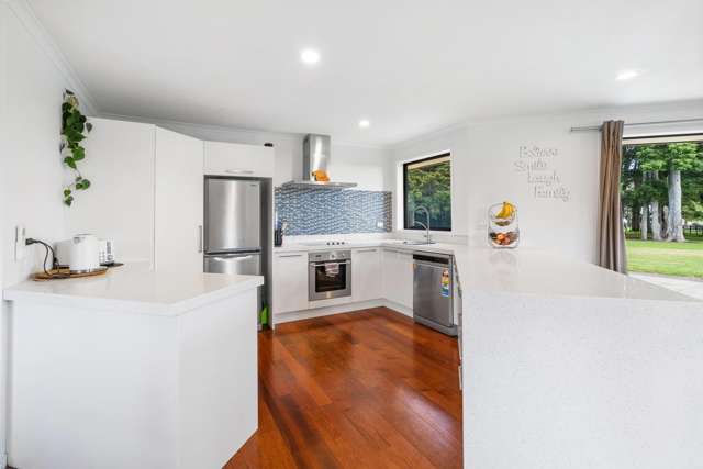 1041 Waiuku Road Waiuku_1