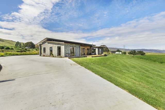 162 Ruffell Road Westland Surrounds_1