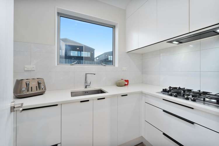 32 Thomas Rielly Avenue Hobsonville_13