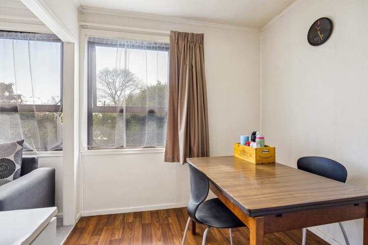 52 Potter Avenue Mt Roskill_12