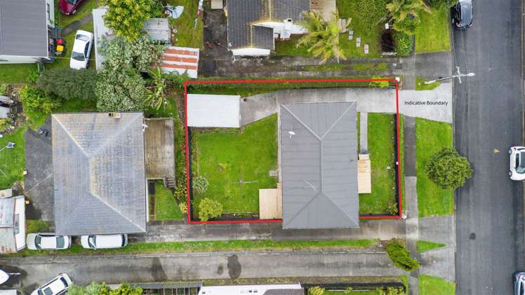 2/13 John Street Mangere East_15