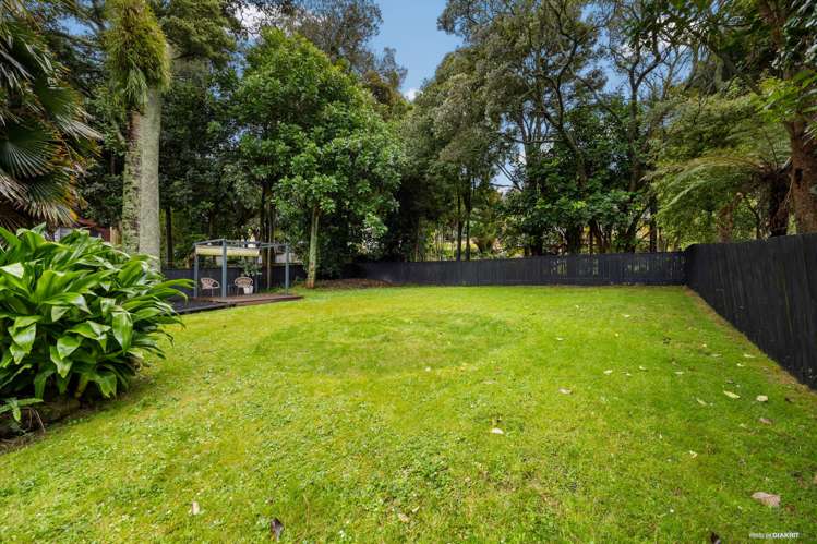 2/2 Claude Road Hill Park_14