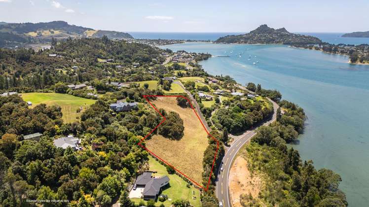 43 Main Road Tairua_16