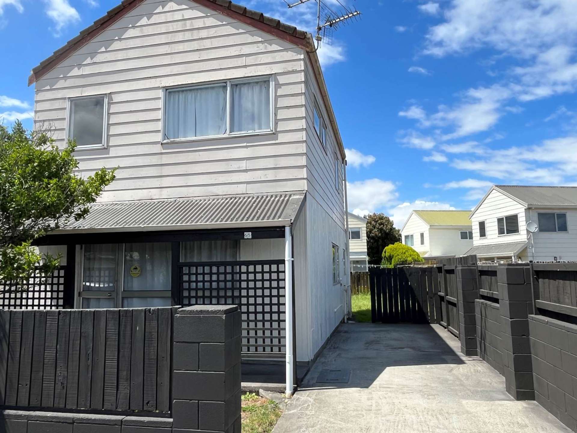 5/5 Thorn Place Papatoetoe_0