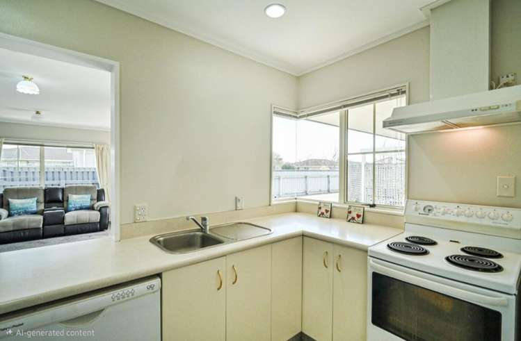 2/612 Queen Street West_3