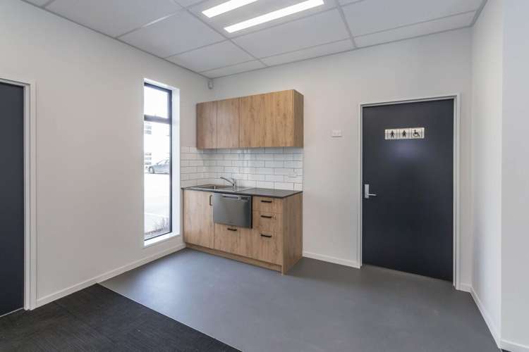 3/11 Tyne Street Addington_9