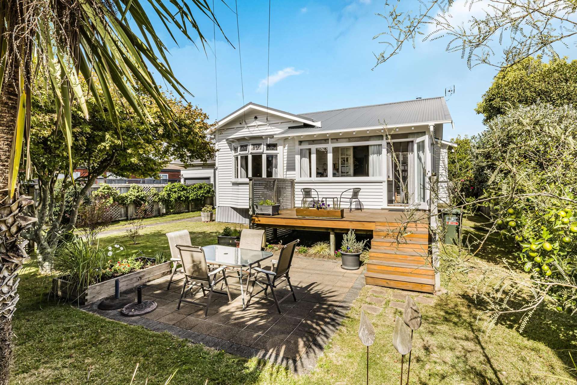 8 Invermay Avenue Mount Roskill_0