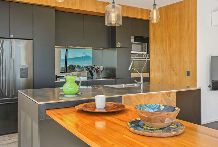 1 Kowhai Avenue Annesbrook_5