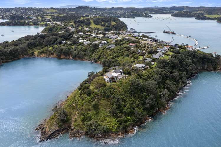 66 Kennedy Point Road Surfdale_22