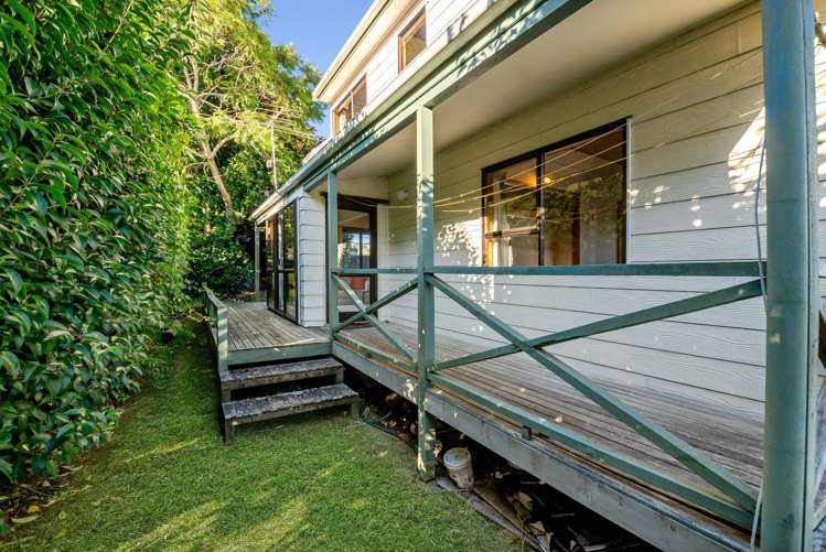 2/20 Brook Street Milford_13