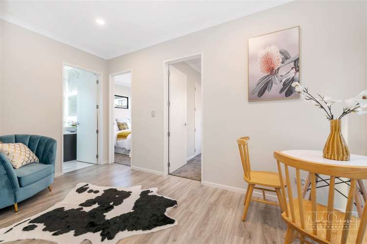 16 Aklander Rise Flat Bush_21