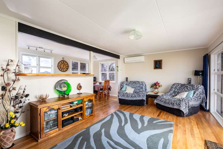 2 Newbury Place Waitara_5