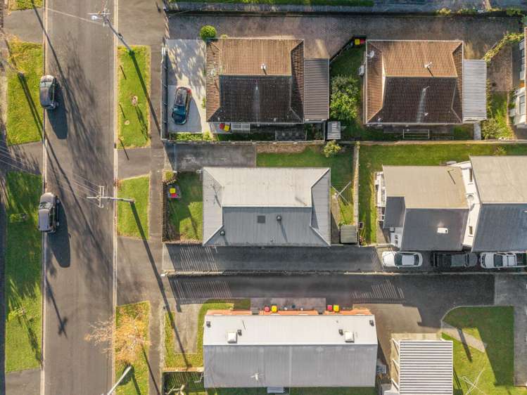 8B Frances Street Hamilton East_15