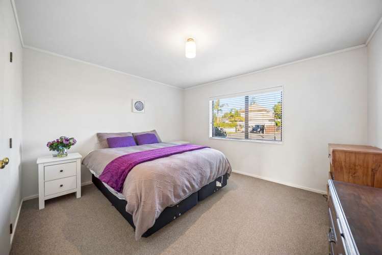 1/59 Youngs Road Papakura_8