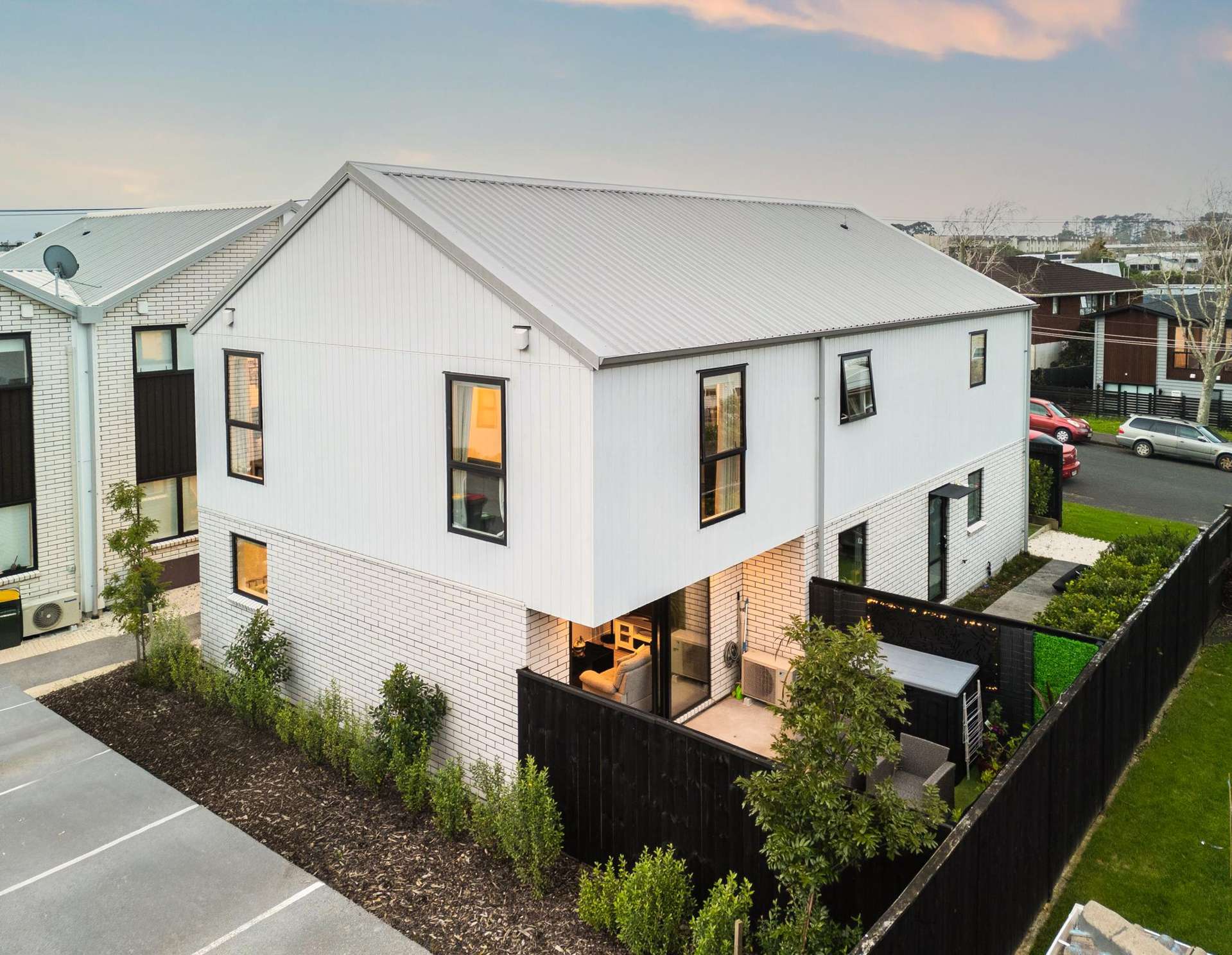 52b Rutland Road Mount Wellington_0