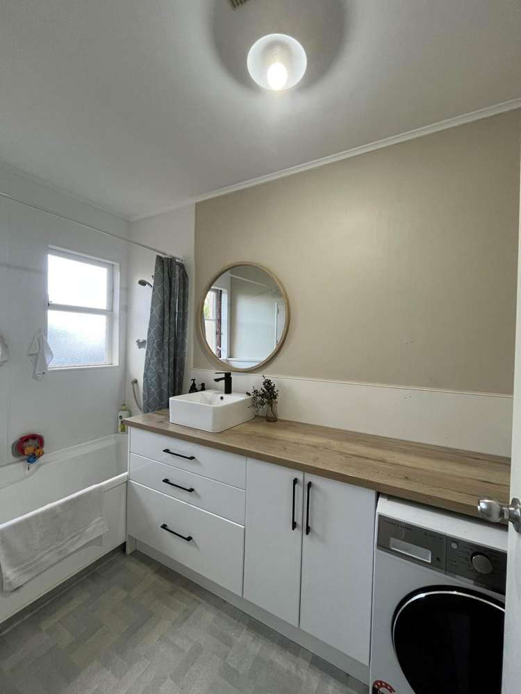2/221 Mount Smart Road Onehunga_6