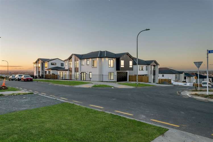 19 Aklander Rise Flat Bush_25