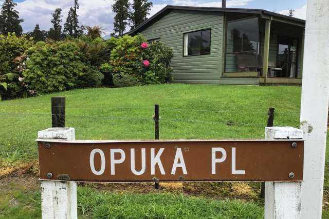 2 Opuka Place Haast_4