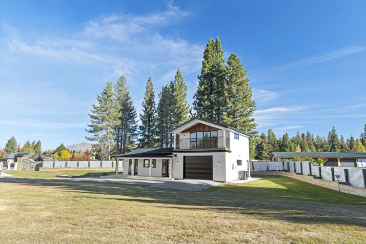 16a North West Arch Twizel_21