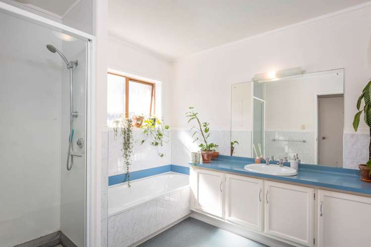 15 Montclair Rise Browns Bay_11