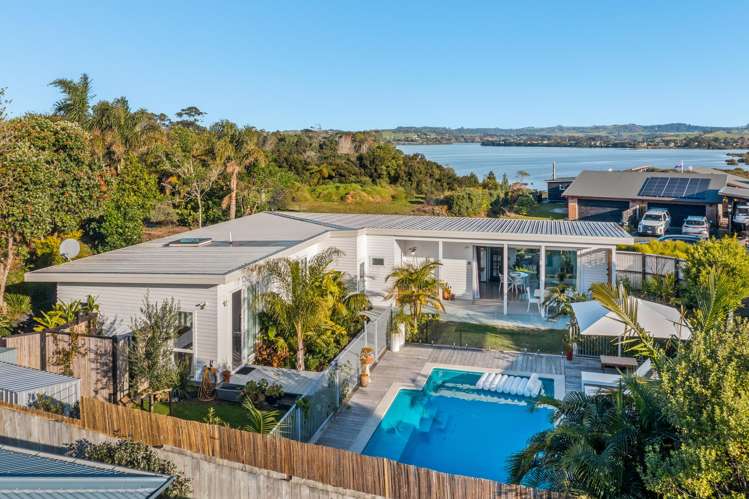 2 Taimoana Close_0