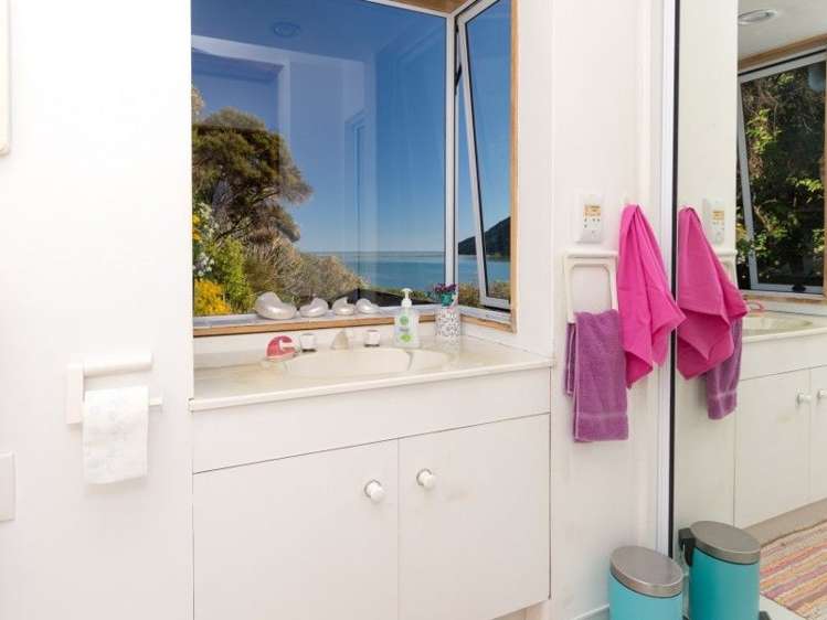 676 Cable Bay Road Cable Bay_9