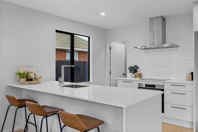 1/10 Farquhars Road Redwood_4