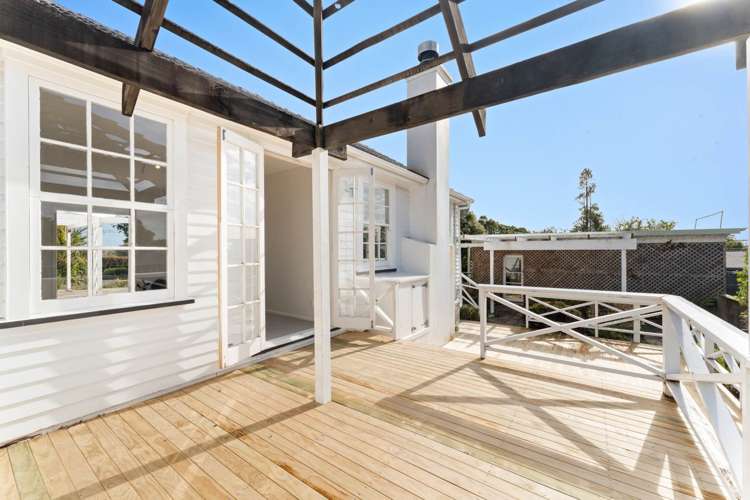 107 & 107B Te Atatu Road Te Atatu South_30