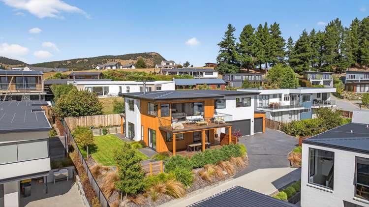 8 Landsborough Lane Wanaka_23