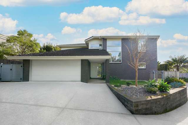 Prime Milford Location – Walk to Westlake Schools