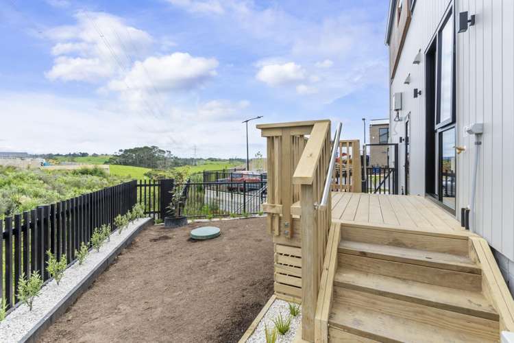 13 Kotiu Place Massey_11